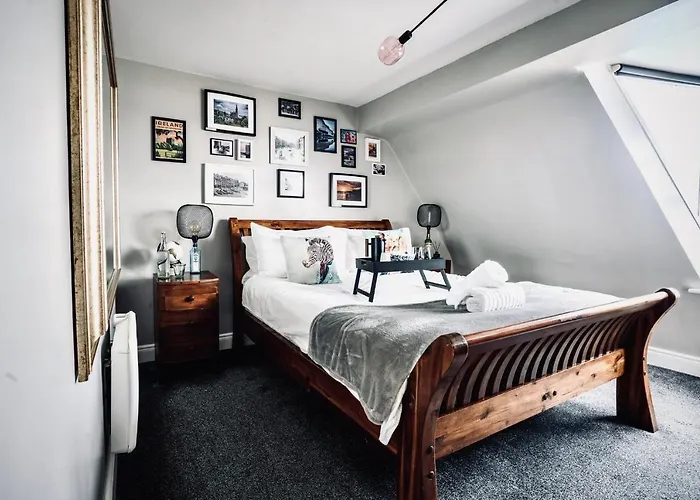 Modern Penthouse In Town Cobh