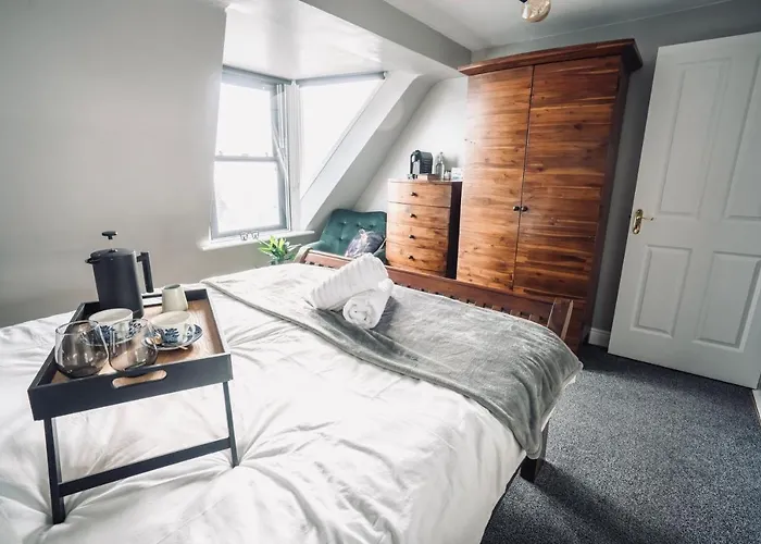 Modern Penthouse In Town Cobh